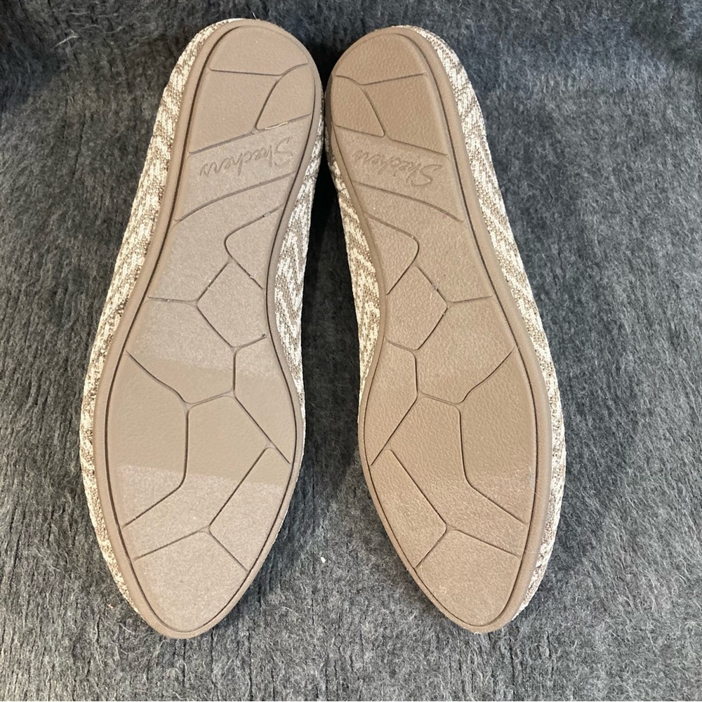 SKECHERS Sz 9.5 Cleo 2.0 Memory Foam Insole Scallop Top Almond Toe Ballet  Flats - Picture 9 of 11